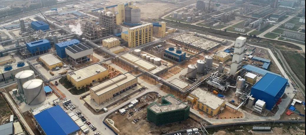 总投资28.5亿元煤化工项目三大主装置建成