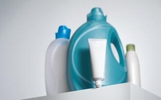 高露洁推出首个再生塑料牙膏管