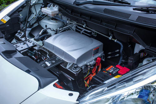 朗盛、天健龙维 开发塑料变速箱侧盖