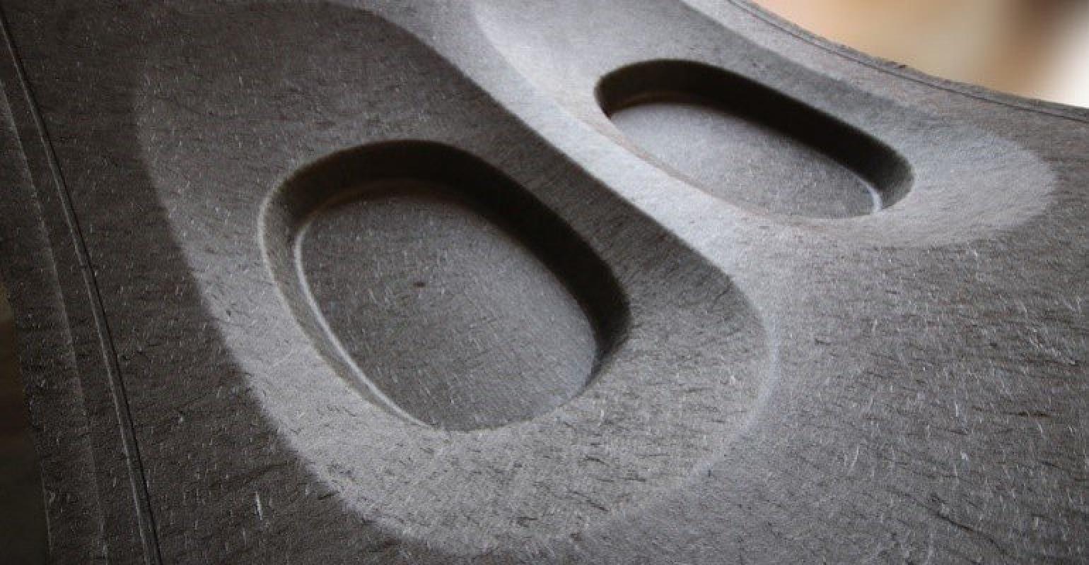 波音尝试在机舱侧壁板上使用回收碳纤维